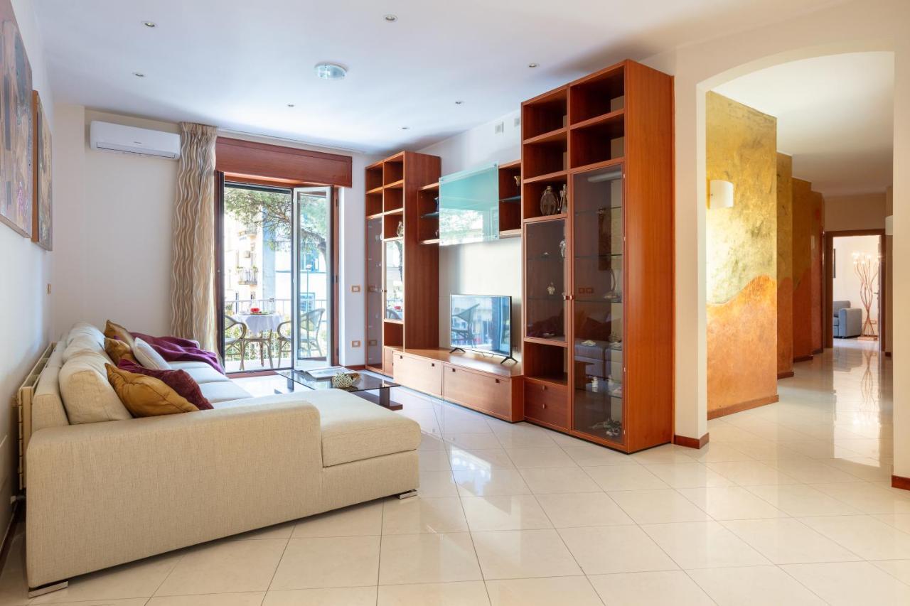 Spazio Napoletano By Dimorra เนเปิลส์ ภายนอก รูปภาพ